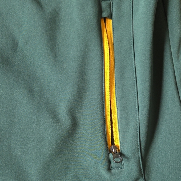 *NEVER WORN* Green Bay Packers Jacket – Men’s Size L – Green & Yellow - Picture 4 of 10